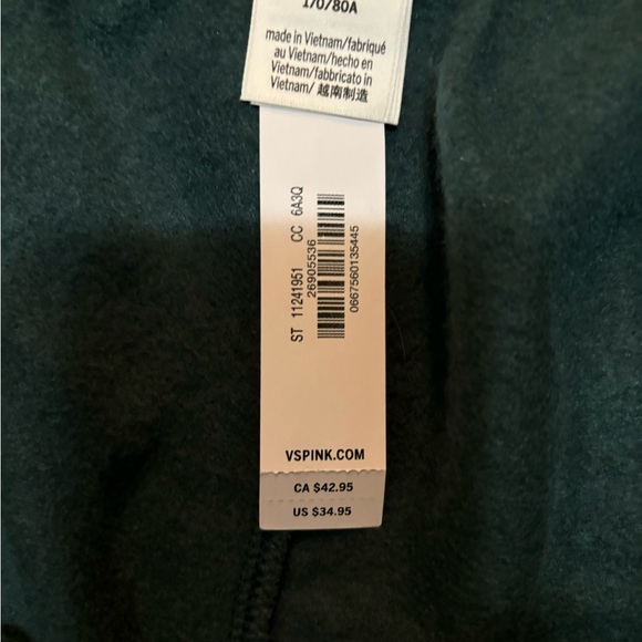 VS PINK LIMITED EDITION COLOR  IVY FLEECE SHORTS - Picture 4 of 7